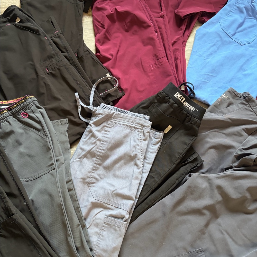 Mixed Women's Scrub Tops & Pants in Black, Gray, Burgundy - Picture 4 of 5